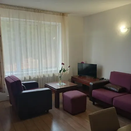 2 Апартамента Дани 501 Крис 513